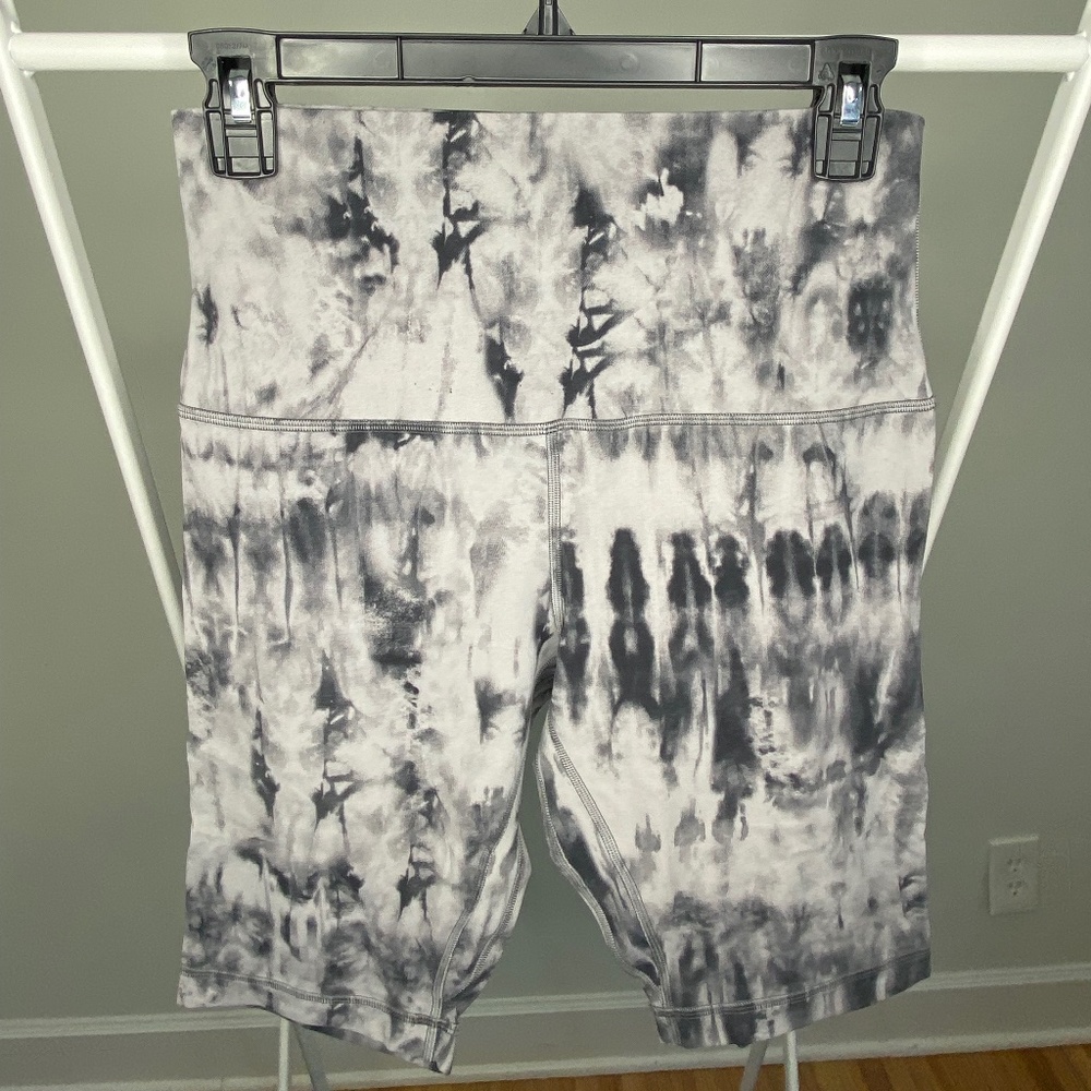 Lululemon Align Super High Rise 10" Short Gray Multi Sz 10
